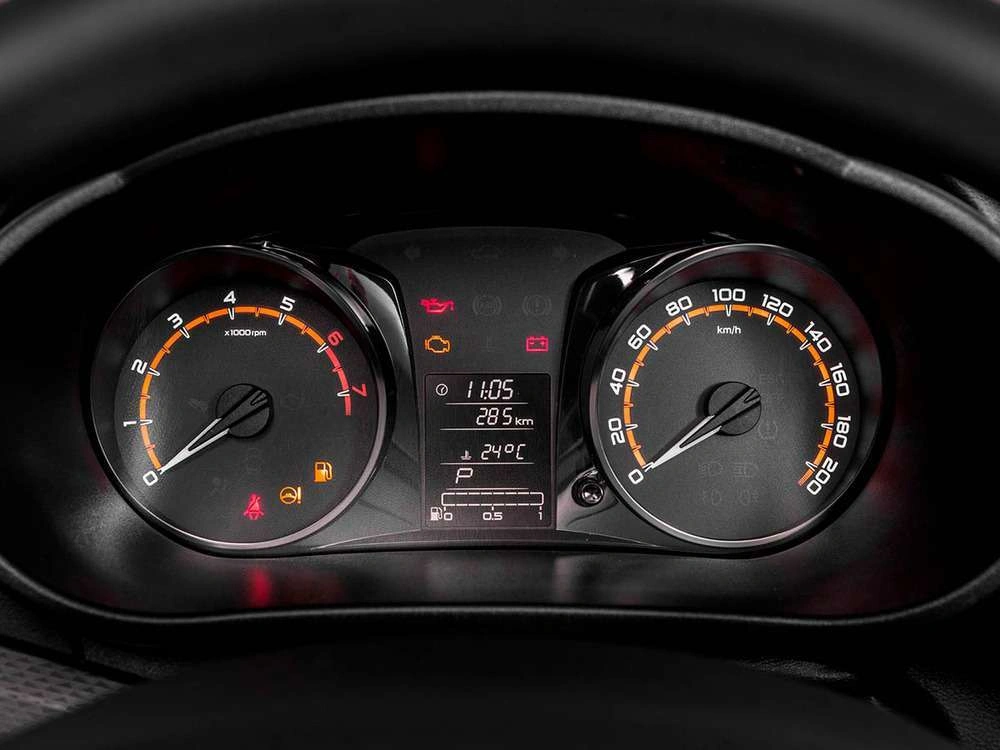 Lada Granta Лифтбек - фото №11